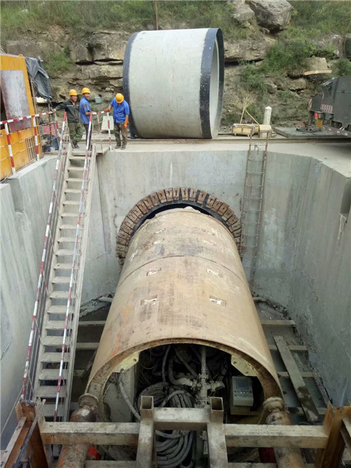 陕西顶管施工的工作原理