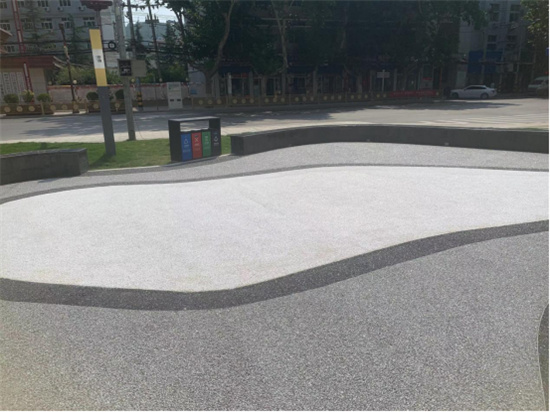 商住区小广场铺筑